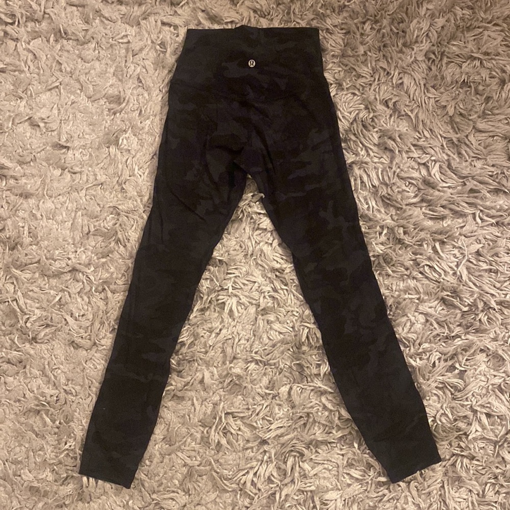 Lululemon size 2  align black camo pants. Excellent condition. No interior tag.